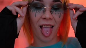 Mity o piercingu