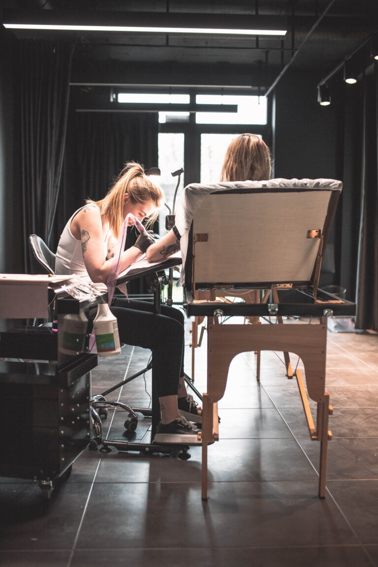 tatuaż Kraków, studio tatuażu Kraków, tatuaż opinie, ile kosztuje tatuaż, jak pielęgnować tatuaż