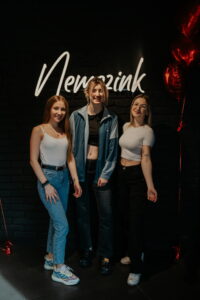 studio tatuażu, tatuażysta, pierwszy tatuaż, pielęgnacja tatuażu, jak dbać o tatuaż, jak przygotować się do sesji tatuażu, sesja tatuażu, gojenie tatuażu