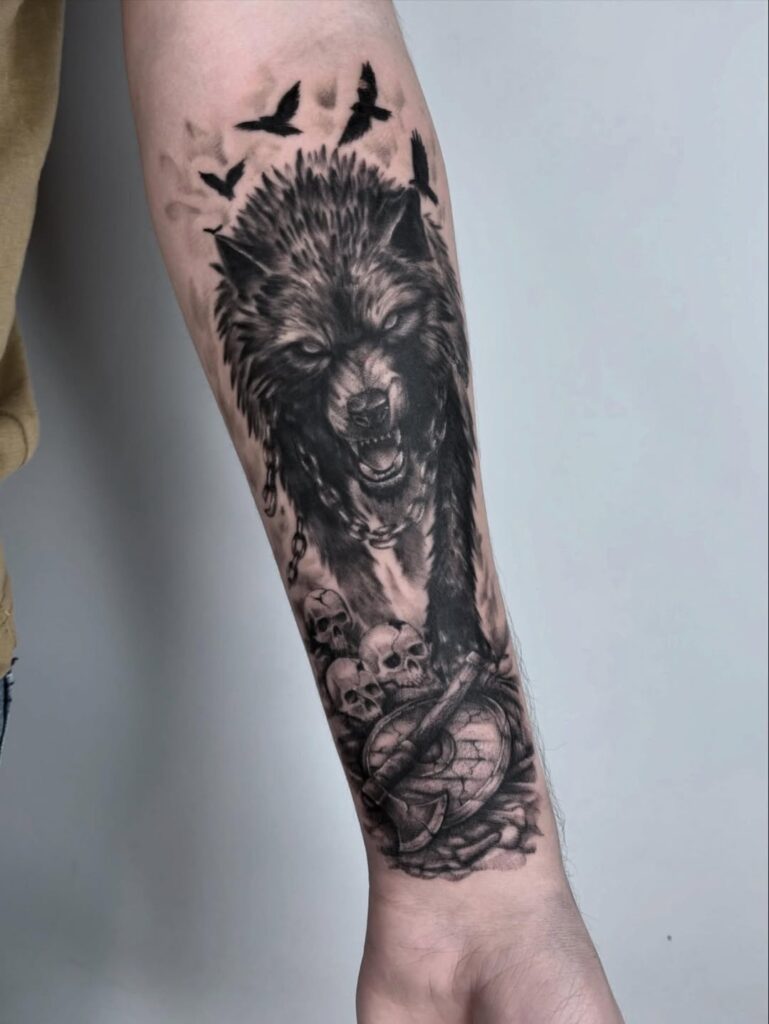 znaczenie tatuażu wilka symbolika tatuaży męskich tatuaże z motywem lasu najpopularniejsze motywy tatuaży damskich inspiracje na kobiecy tatuaż Nemezink Tattoo Studio Kraków