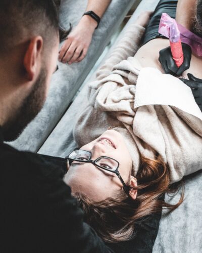 Cover tatuażu w studiu Nemezink